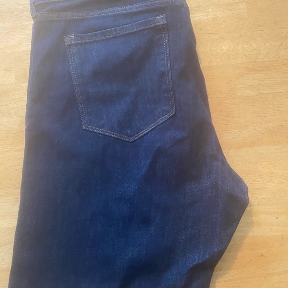 Women’s Banana Republic Jeans. - Picture 2 of 3